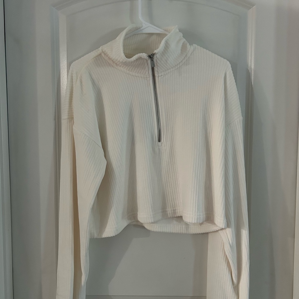 Fabletics Off-White Ribbed Half-Zip Sweatshirt